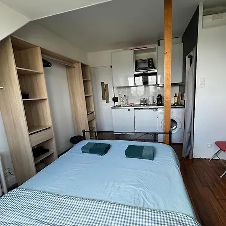 Апартаменты Beautiful Appt 17